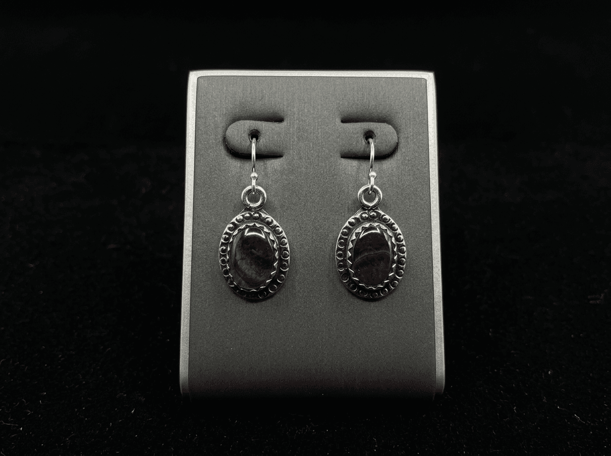 Spiny Oyster Earrings — Humiovi Sedona