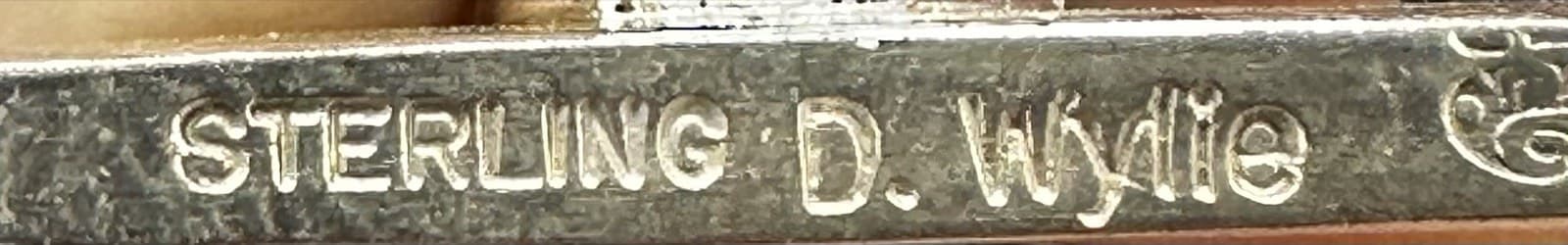 The “D Wylie” mark of Della Wylie