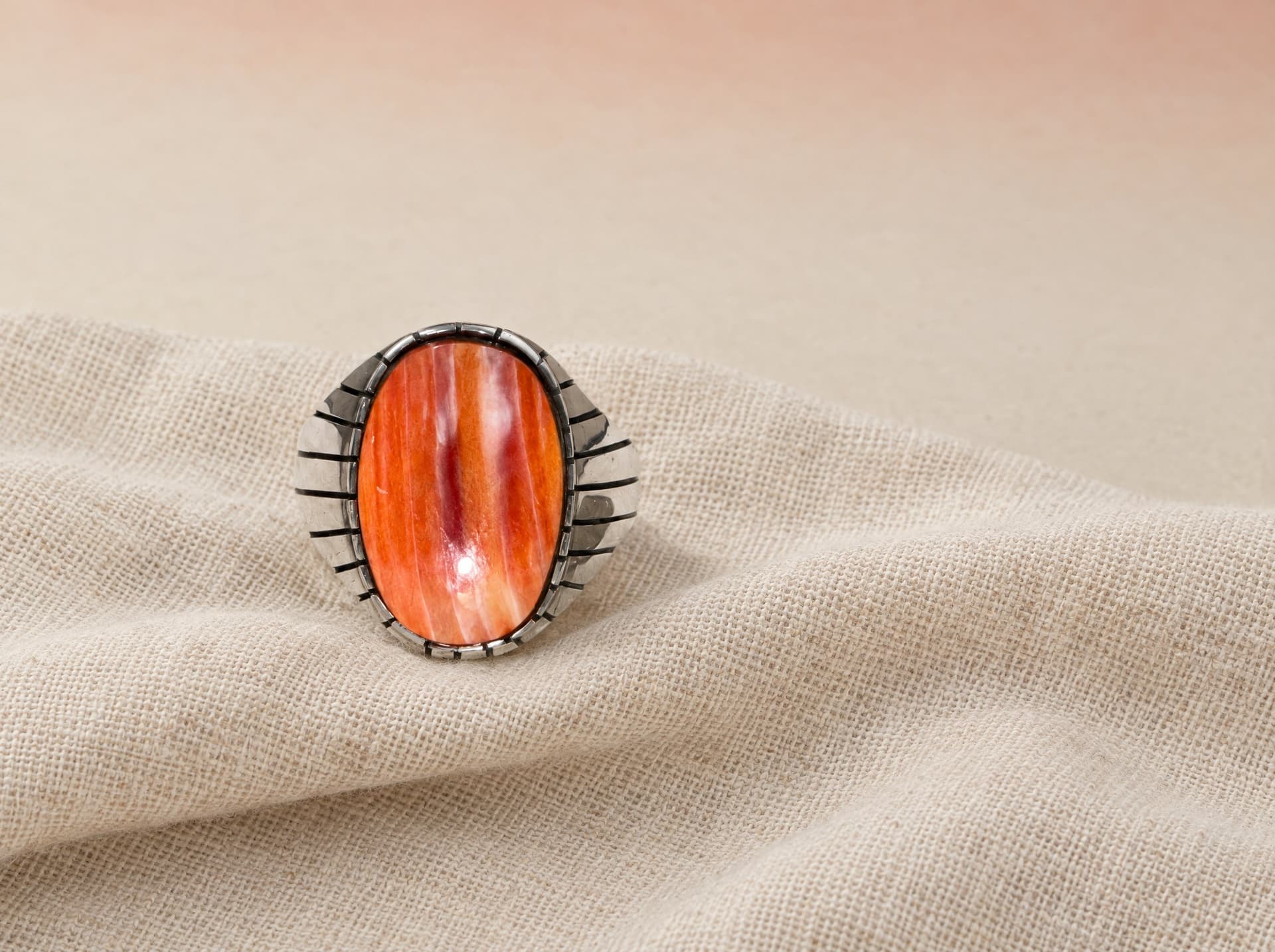 Ray Jack Navajo Spiny Oyster Rings — Humiovi Sedona — View 2