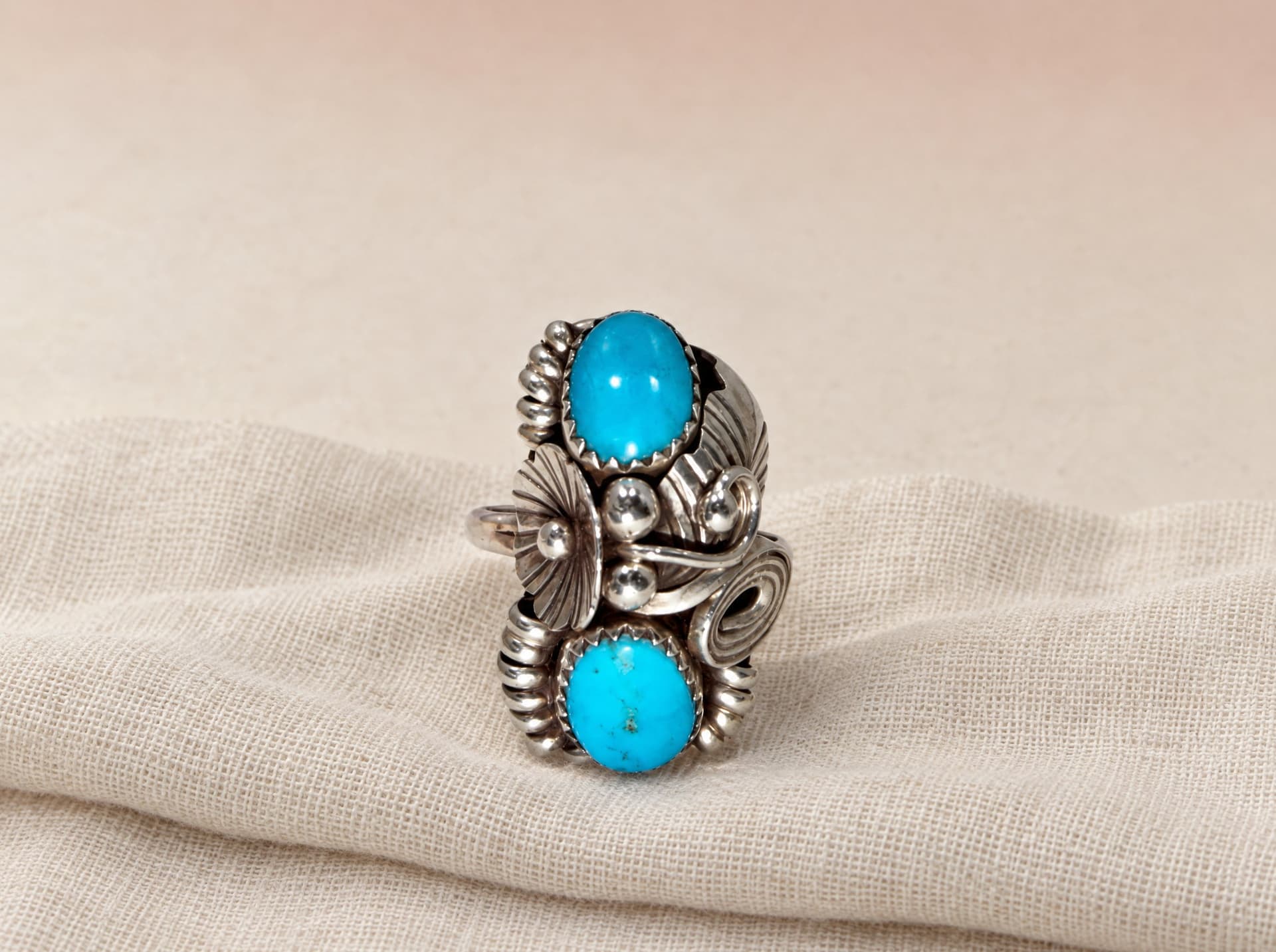 Max Calladitto Navajo Kingman Turquoise Rings — Humiovi Sedona — View 2
