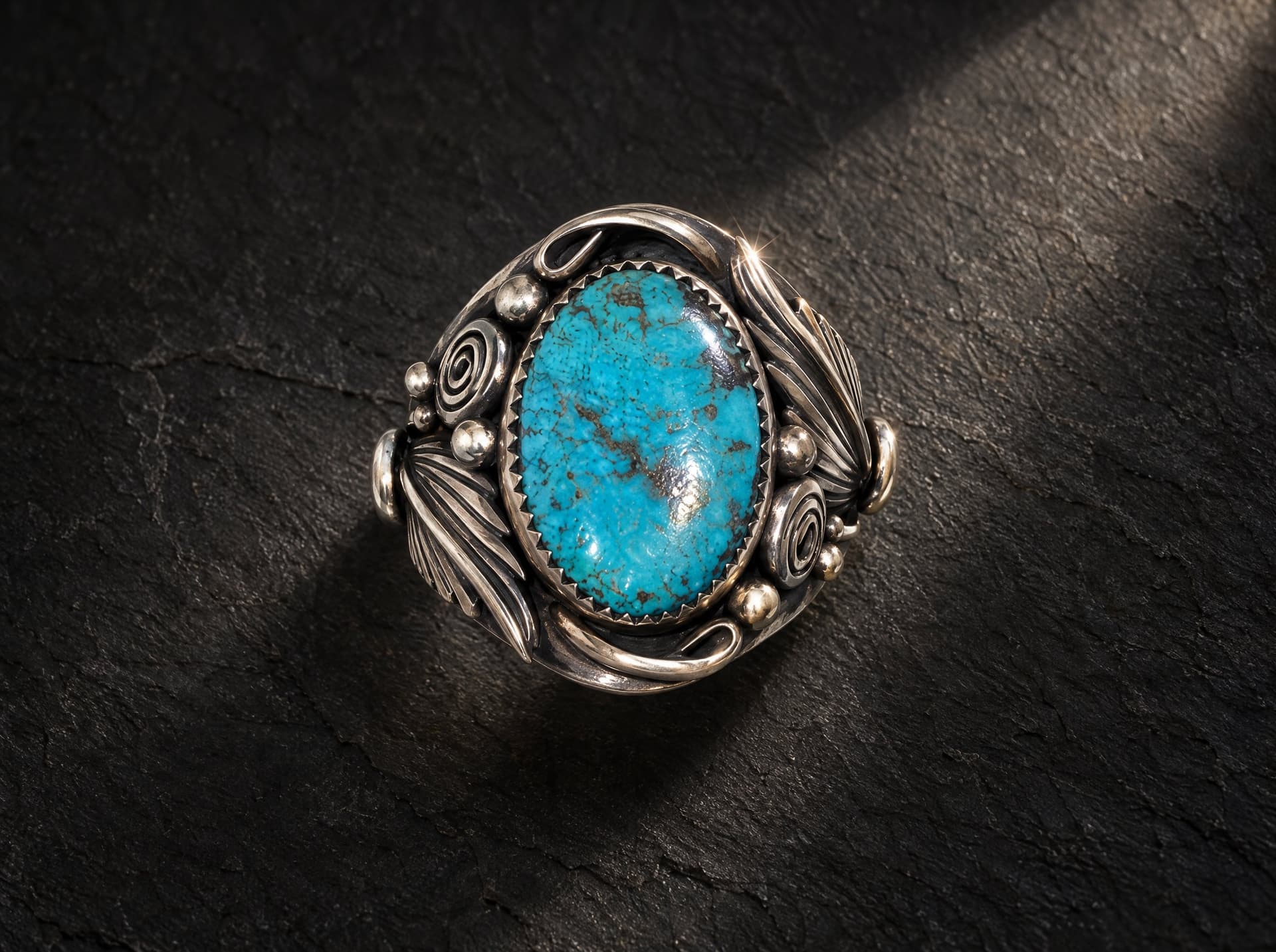 Sterling Silver Kingman Turquoise Ring - Size 14.25 #619, front view
