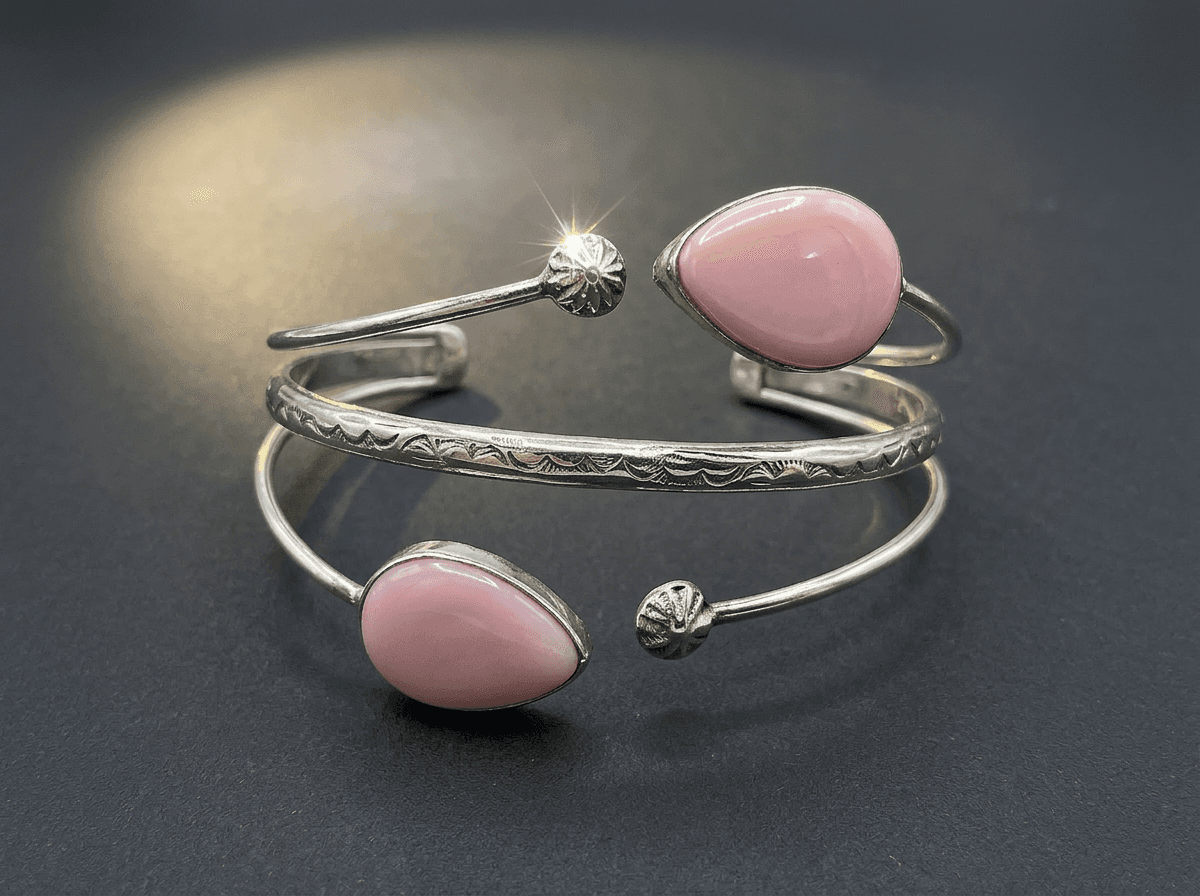 Sterling Silver Conch Shell Bracelet - Size 7 #042 - image 1 of 1