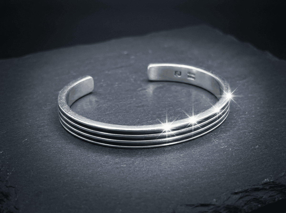 Sterling Silver Bracelet - Size 7 #077 - image 1 of 1