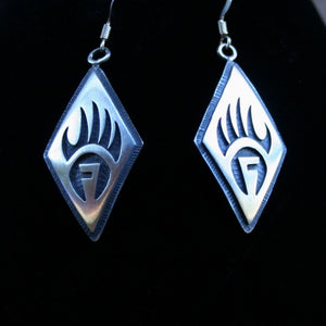 Hopi Bear Paw and Prayer Feathers Earings 2″ Diamond Silver Matte